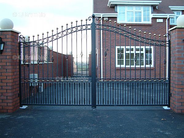 Electric Gates,Devon